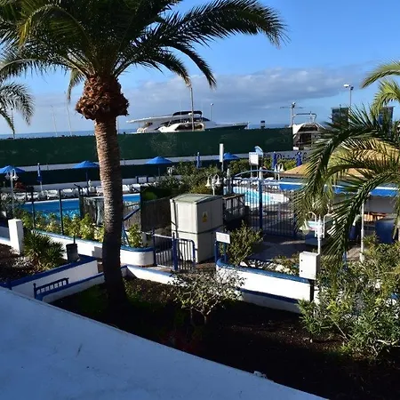 Puerto Colon Club Apartamento Apartment *